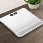 iScale Digital LED Electronic Bathroom Weighing Scale | Tempered Glass, Automatic, Accurate, Body Weight Monitor | Random Colors - Image 3